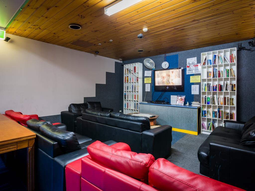 Blue Galah International Backpackers Hostel Аделаїда Екстер'єр фото