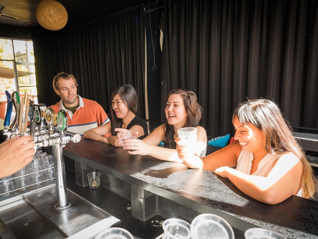 Blue Galah International Backpackers Hostel Аделаїда Екстер'єр фото